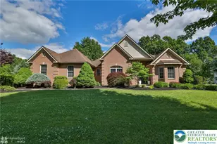 235 Hopewell Dr, Upper Macungie Township, PA 18104 - Photo 2