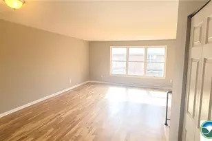 419 Spring St, Bethlehem City, PA 18018 - Photo 2