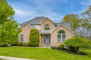 3234 Overlook Dr, Emmaus Boro, PA 18049 - Photo 1
