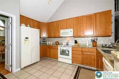 3234 Overlook Drive, Emmaus Boro, PA 18049 - Photo 6
