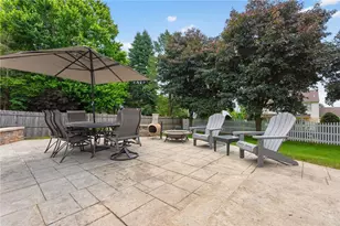 164 Kingsbury Ct, Upper Nazareth Twp, PA 18064 - Photo 14