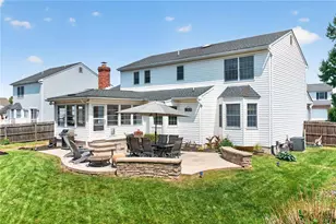 164 Kingsbury Ct, Upper Nazareth Twp, PA 18064 - Photo 10