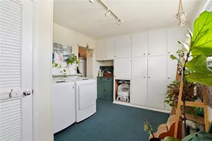 1943 Fairview Ave, Wilson Boro, PA 18042 - Photo 18