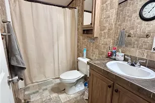 435 Mountain Vlg Dr, Longswamp Twp, PA 18062 - Photo 20