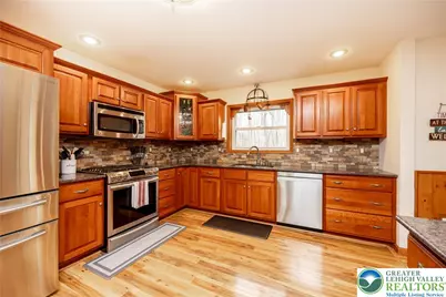 1212 Acacia, Hawley, PA 18428 - Photo 24