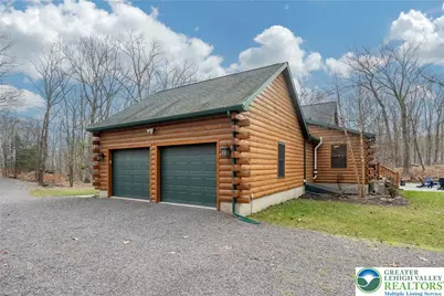 1212 Acacia, Hawley, PA 18428 - Photo 32