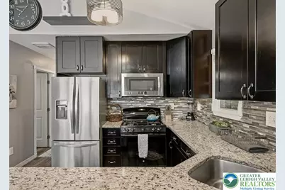 1739 Rolling Hills Drive, Tobyhanna, PA 18466 - Photo 10