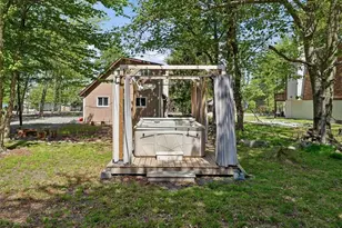 1739 Rolling Hills Dr, Tobyhanna, PA 18466 - Photo 22