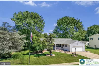 527 Hamsher Avenue, Topton Boro, PA 19562 - Photo 2