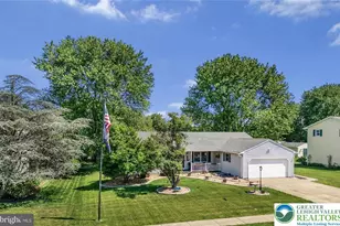 527 Hamsher Ave, Topton Boro, PA 19562 - Photo 2