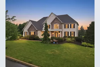 6800 Stella Circle, Coopersburg Boro, PA 18036 - Photo 2