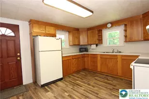 151 Dogwood Dr, Longswamp, PA 18011 - Photo 2