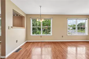 50 Crown Dr, Easton, PA 18040 - Photo 8