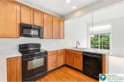 1526 Fox Lane, Upper Macungie Township, PA 18031 - Photo 8