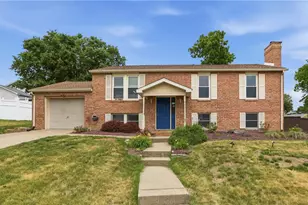 942 Bridge St, Catasauqua Boro, PA 18032 - Photo 1