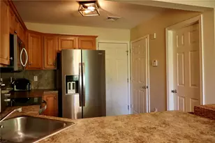 134 Sciota Garden Rd, Hamilton Twp, PA 18354 - Photo 8