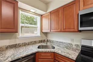 5634 Kart Dr, Allentown City, PA 18106 - Photo 10