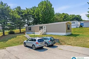 6016 Ambler Ct, Washington Township, PA 18080 - Photo 2