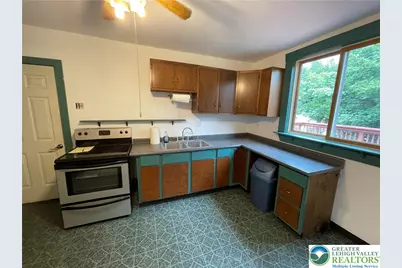 149 E High Street, Coaldale, PA 18218 - Photo 4