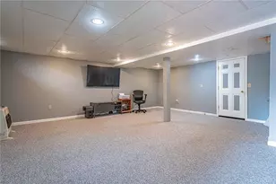 1601 Harding Cir, Whitehall Township, PA 18052 - Photo 38
