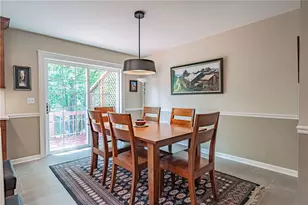 2760 Red Oak Cir, Bethlehem City, PA 18017 - Photo 16