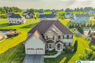1196 Glassywing Pl, Upper Macungie Township, PA 18031 - Photo 46