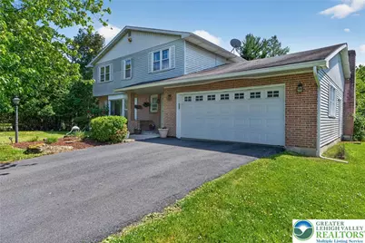 1466 Willowbrook Drive, Lower Saucon Township, PA 18015 - Photo 2