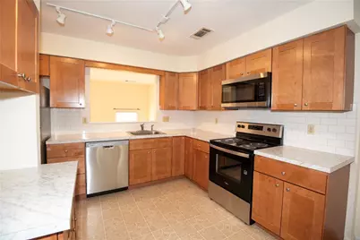 8324 Willow Run, Upper Macungie Township, PA 18051 - Photo 10