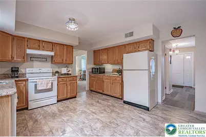 3251 Sequoia Drive, Lower Macungie Township, PA 18062 - Photo 6