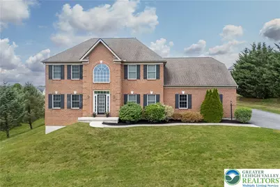5520 Skyline Drive, North Whitehall Township, PA 18078 - Photo 2