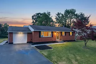 4470 Henry St, Easton, PA 18045 - Photo 1