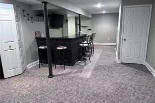 21 Eisenhower Cir, Whitehall Township, PA 18052 - Photo 22
