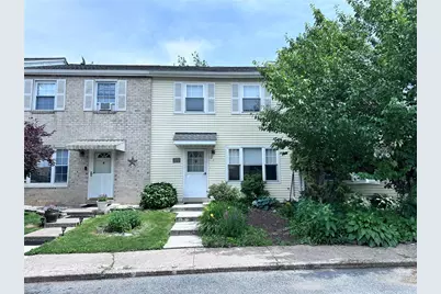 21 Eisenhower Circle, Whitehall Township, PA 18052 - Photo 1