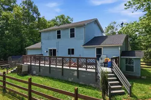 97 Autumn Ln, Penn Forrest, PA 18229 - Photo 70