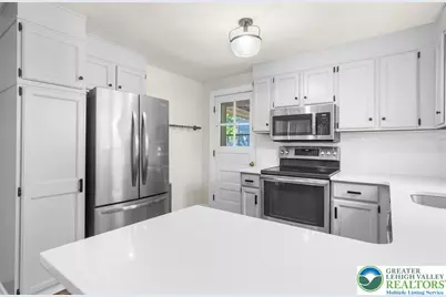 1036 Fritz Avenue, Stroud Twp, PA 18360 - Photo 10