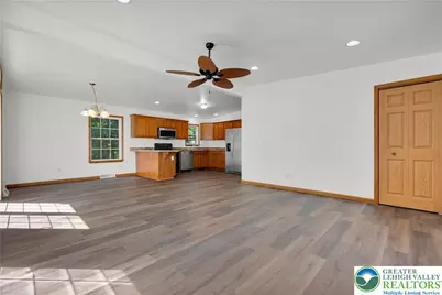 2471 S Howard Street, Allentown City, PA 18103 - Photo 8