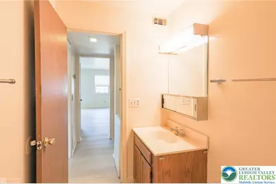 1464 Cedar Crest Avenue #18, South Whitehall Township, PA 18104 - Photo 24