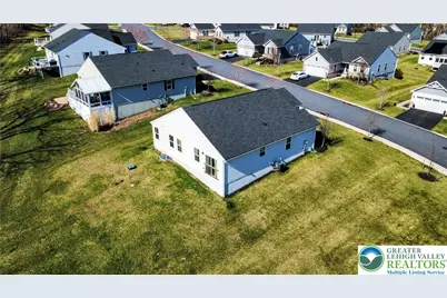 4220 Cypress Lane, Whitehall Township, PA 18052 - Photo 4