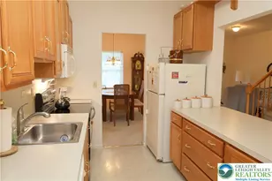 1282 Old Gate Rd, Allen Township, PA 18067 - Photo 4