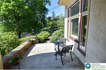 124 E Wayne Avenue, Easton, PA 18042 - Photo 10