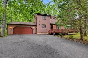 35 Teddyuscung Trail, Penn Forrest, PA 18210 - Photo 16