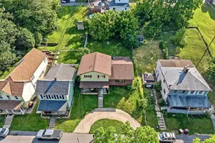 2230 N Lehigh Ave, Whitehall Township, PA 18052 - Photo 6