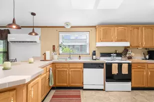 1190 Grange Rd, Lower Macungie Township, PA 18106 - Photo 10