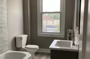 706 Northampton St, Easton, PA 18042 - Photo 8