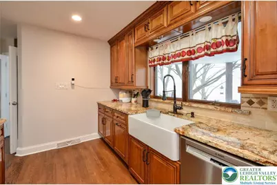 5061 Wendi Drive W, Upper Milford Township, PA 18092 - Photo 22