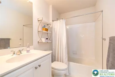 1815 Valley View Drive, South Whitehall Township, PA 18104 - Photo 28