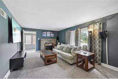 4065 Airport Road, Hanover Twp, PA 18109 - Photo 4