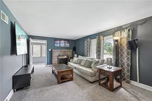 4065 Airport Rd, Hanover Twp, PA 18109 - Photo 4