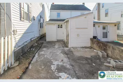 330 Walnut Street, Catasauqua Boro, PA 18032 - Photo 14