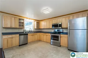 2132 Clearview Ave, Stroud Twp, PA 18360 - Photo 14
